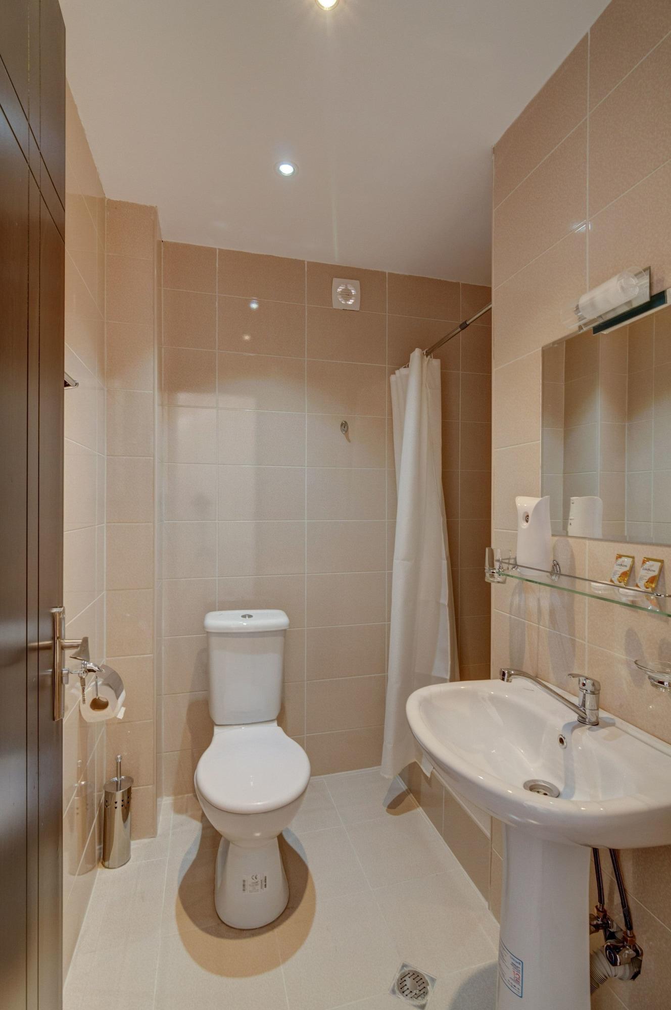 Liva Hotel Τυφλίδα Εξωτερικό φωτογραφία