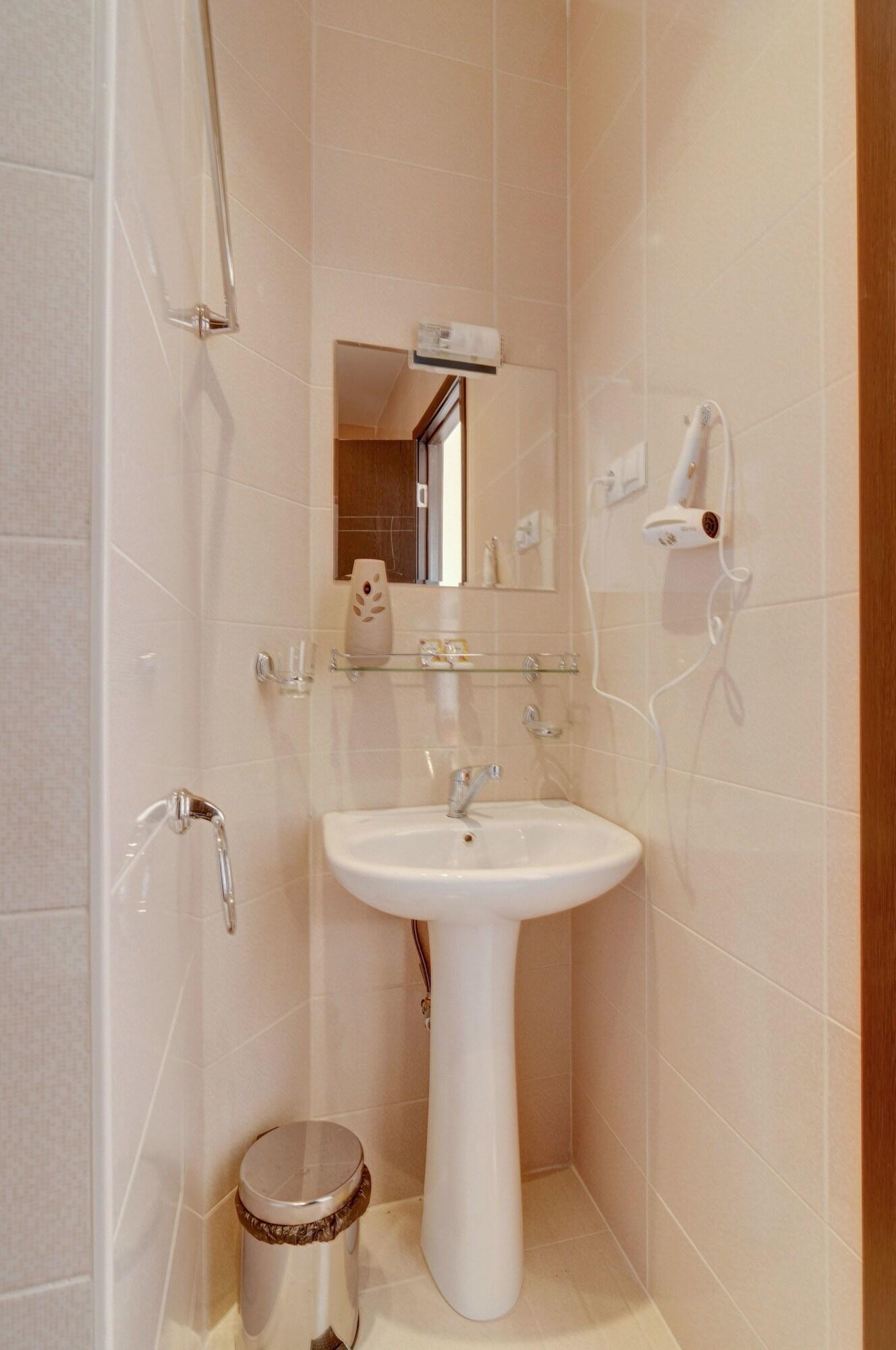Liva Hotel Τυφλίδα Εξωτερικό φωτογραφία