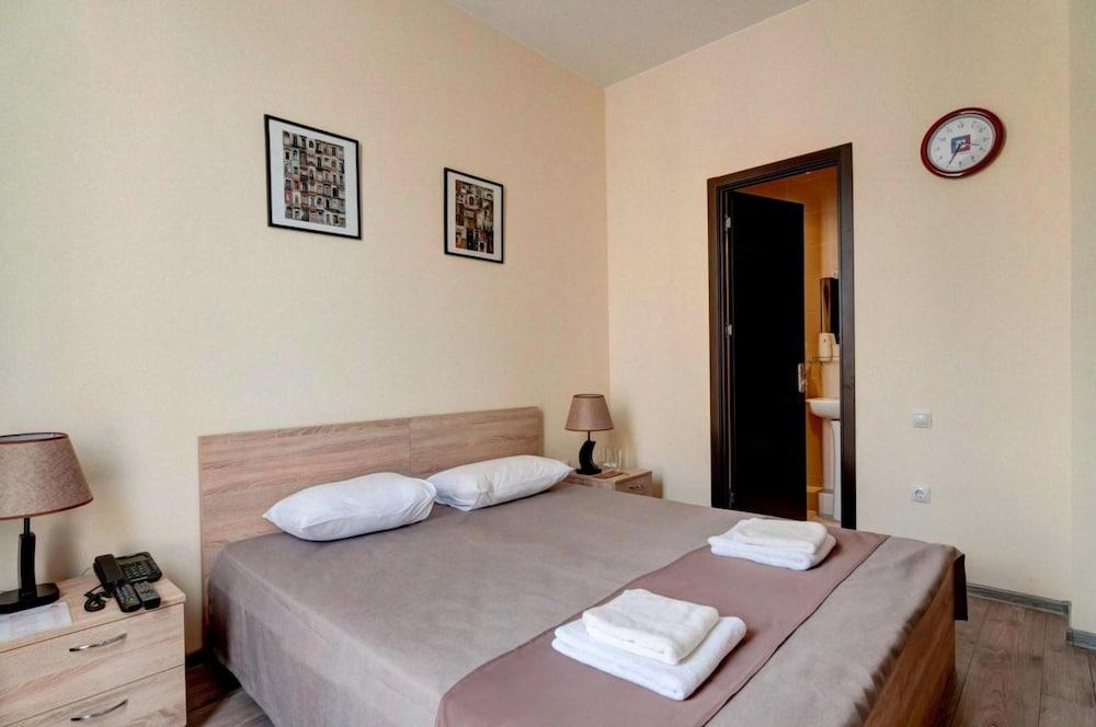 Liva Hotel Τυφλίδα Εξωτερικό φωτογραφία