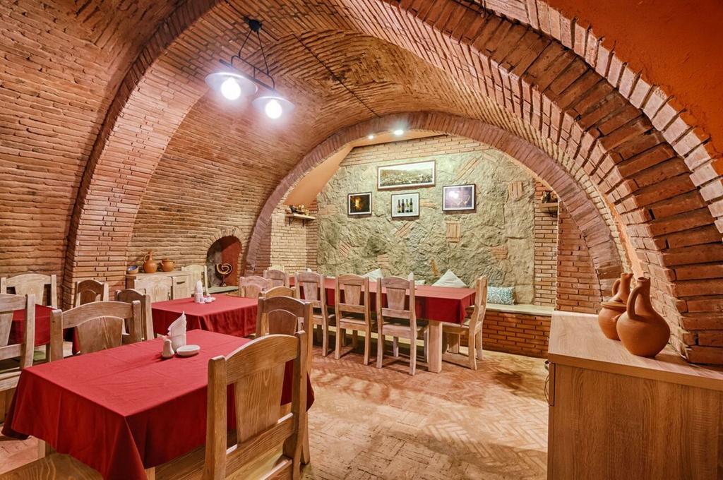 Liva Hotel Τυφλίδα Εξωτερικό φωτογραφία